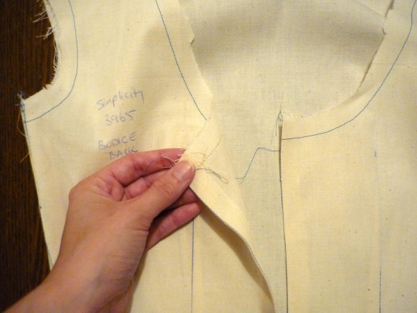 leave open centre back for inserting the zipper