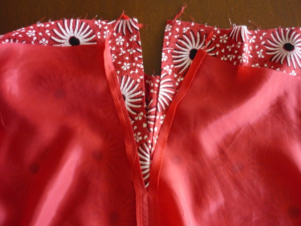 finishing the zipper opening - press seam allowances under