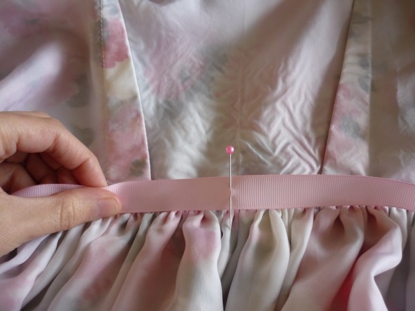 mark dress at centre front