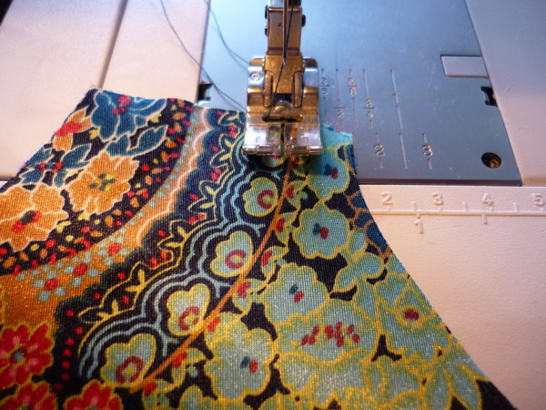 Pacific Leggings: Sewing the Gusset