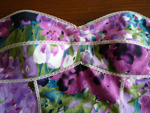 lace inserted into seams on vogue 1174