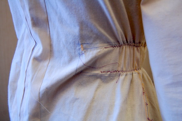 draw elastic placement lines on muslin, zigzag elastic in place