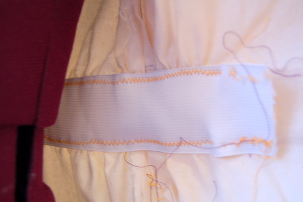 zigzag elastic to waistline