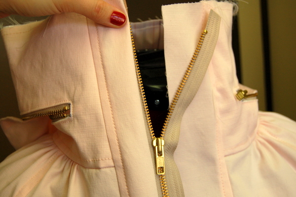 Tutorial: Cover a broken jacket zipper with a button placket – Sewing