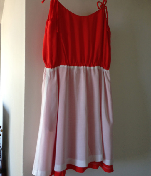 saltspring dress with skirt lining