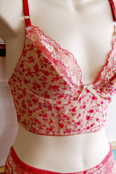 French Floral Lace Bralette – Bustin' Out Boutique