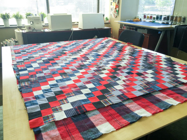 make a quilt from old t shirts