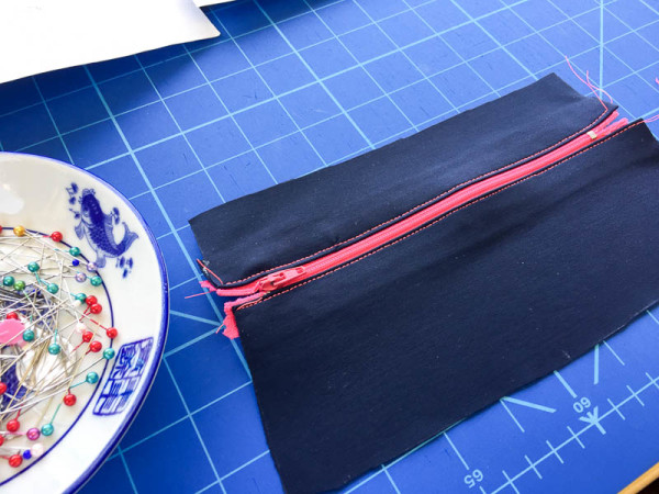 Zippered Pockets, How to Sew a Zipper Pocket