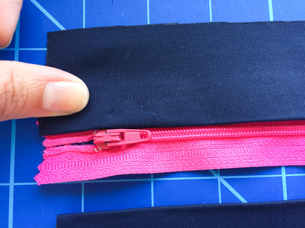 pacific leggings back zipper pocket tutorial-1-8