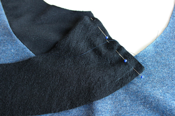 Fraser Sweatshirt Collar Tutorial 16