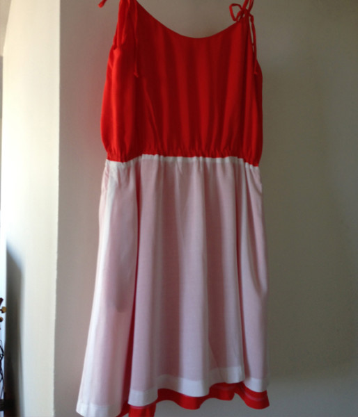 Saltspring Dress: How do I line the skirt? | Sewaholic